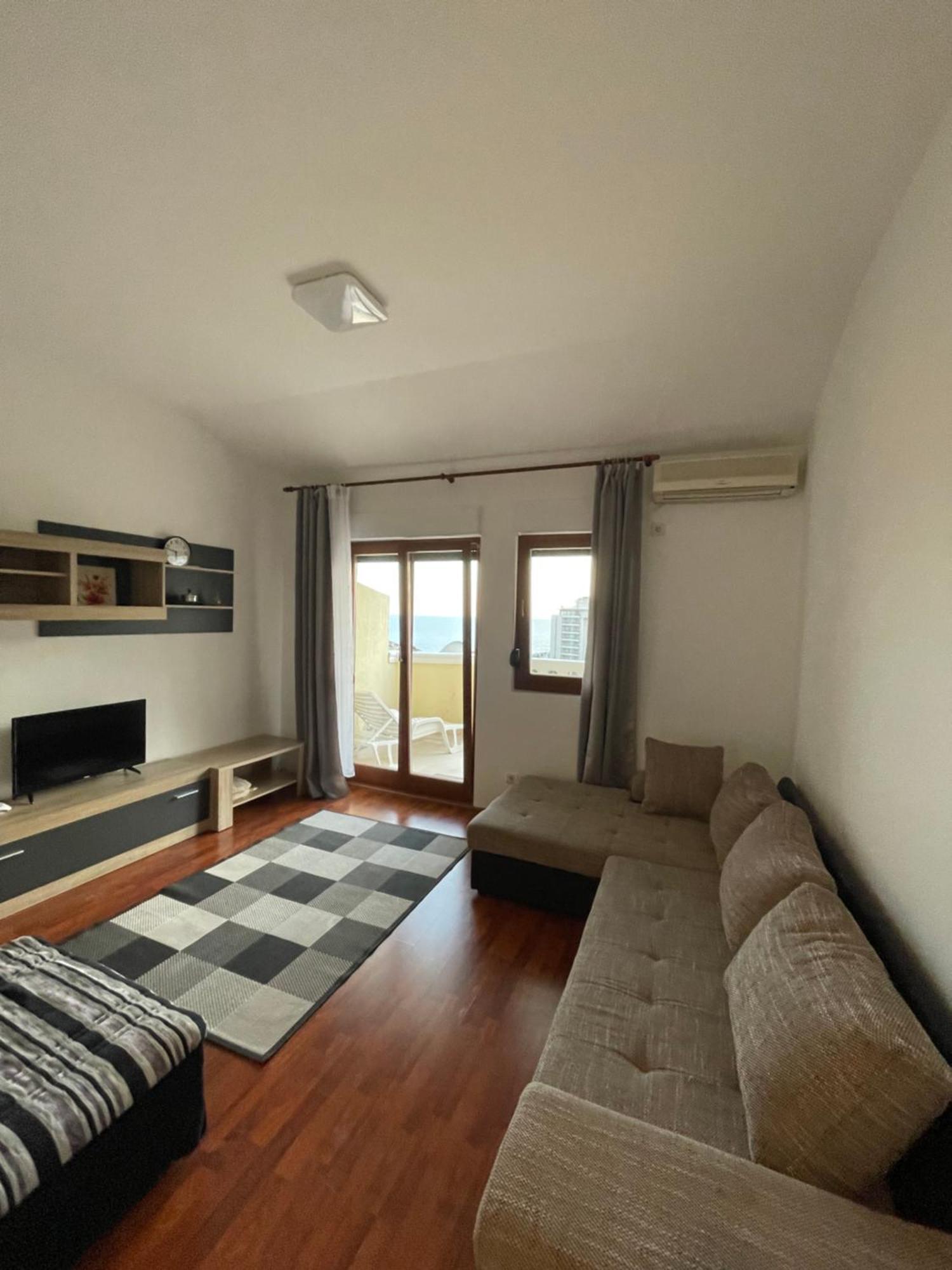 Apartment Tatjana Petrovac エクステリア 写真